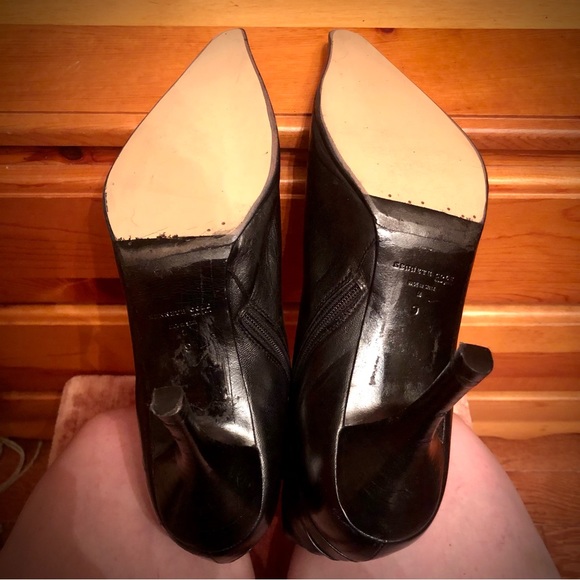 EUC KENNETH COLE genuine leather black ankle heeled booties size 9 - Picture 8 of 12
